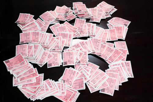 集思仪器销售精&ldquo;鹰&rdquo;带着奥豪斯天平、知楚摇床、默克试剂、通用液色谱仪等产品参加全国巡展